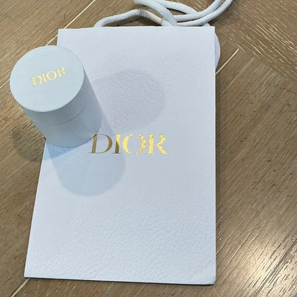 Dior green butterfly & floral twilly. Box & gift bag included.  GWP. - Picture 4 of 6